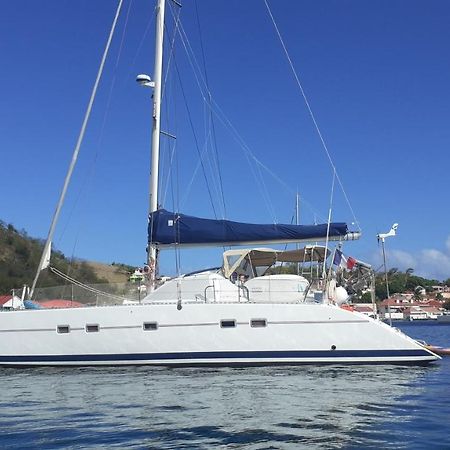 Отель Catamaran Cypraea Тер-де-О Экстерьер фото