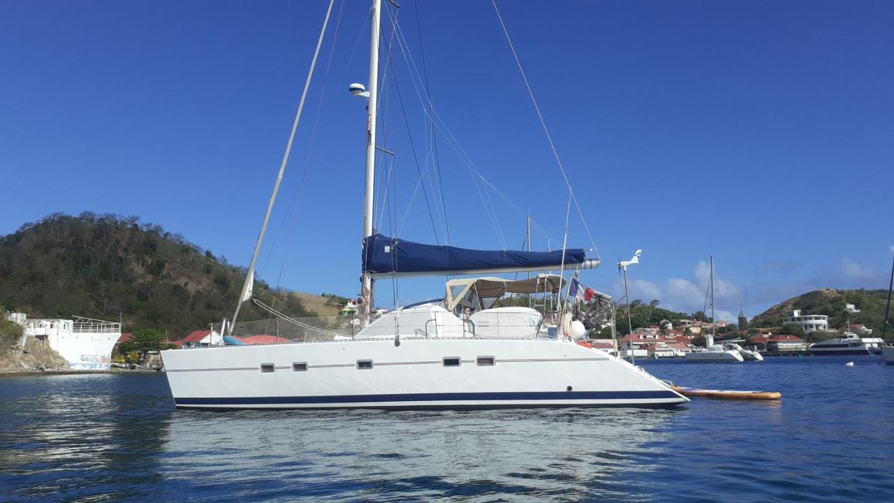Отель Catamaran Cypraea Тер-де-О Экстерьер фото